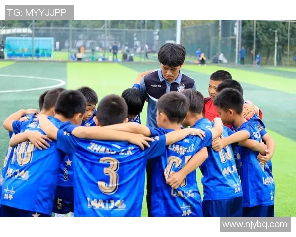 李秀英独家分享足球心得与技巧助你提升球技的秘密解析